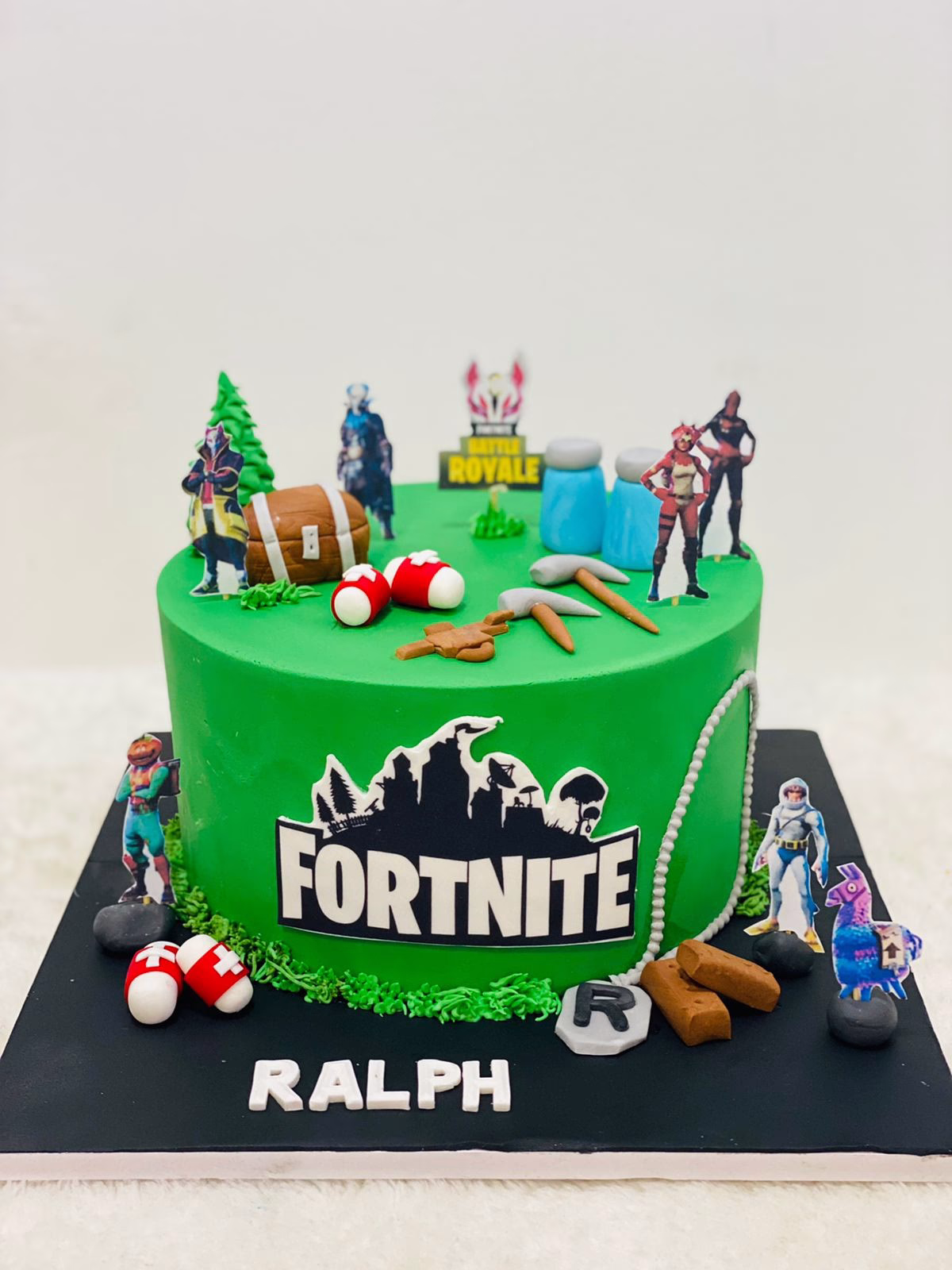 1-Tier Fortnite Cake 2