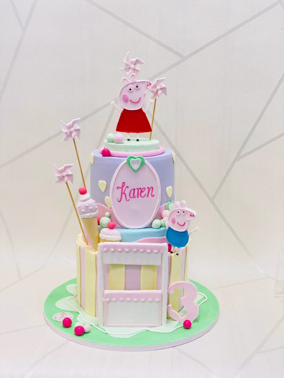 Peppa Pig Cake