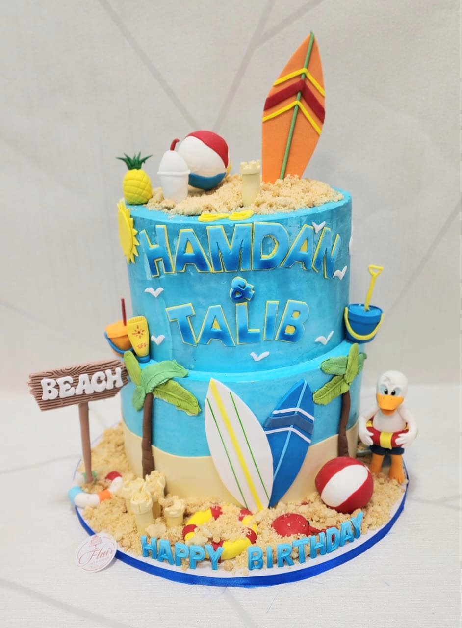 2-Tier Donald Duck Beach Cake