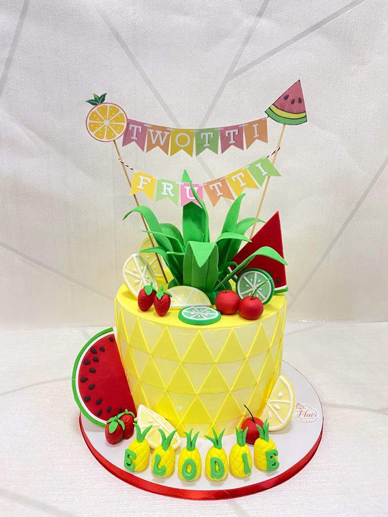 Cute Pineapple Cake - Twotti Frutti Cake