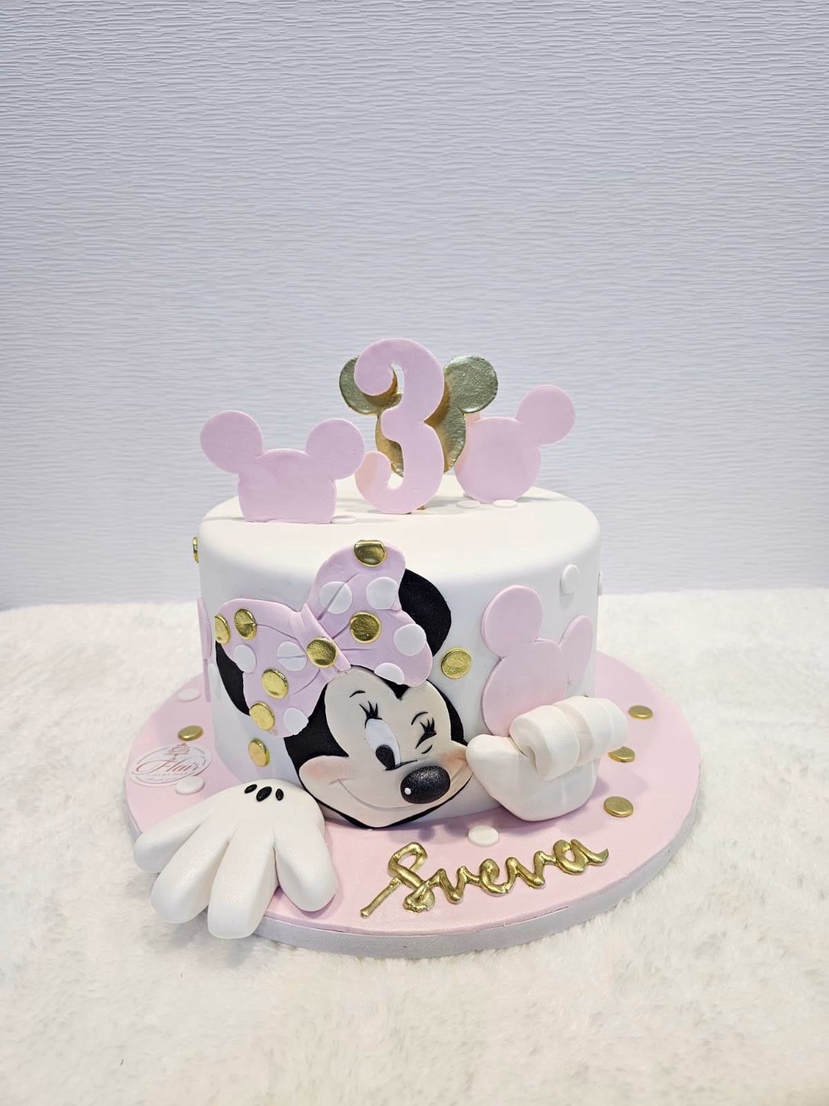 1-Tier Minnie Mouse Cake 1