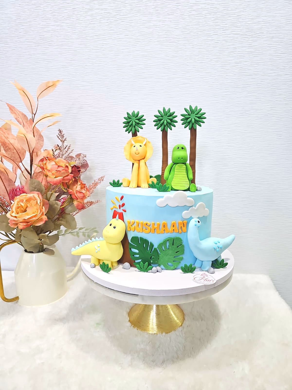 1-Tier Cute Dinosaur Cake 2