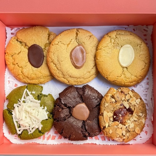 Alternative view of Assorted Cookie Box