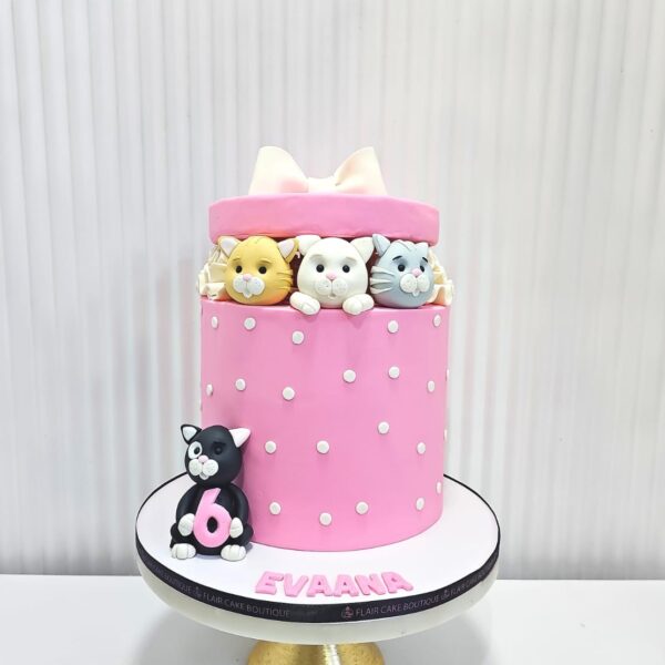 1-Tier Tall Cake - Cats In A Box