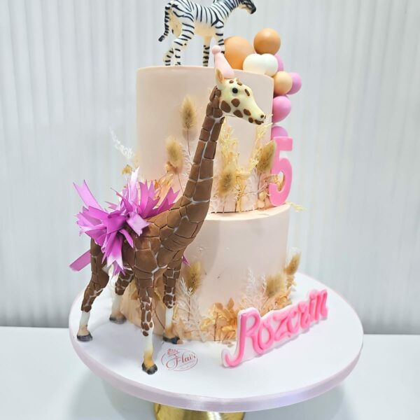 عرض بديل لـ 2-Tier Zebra & Giraffe Cake