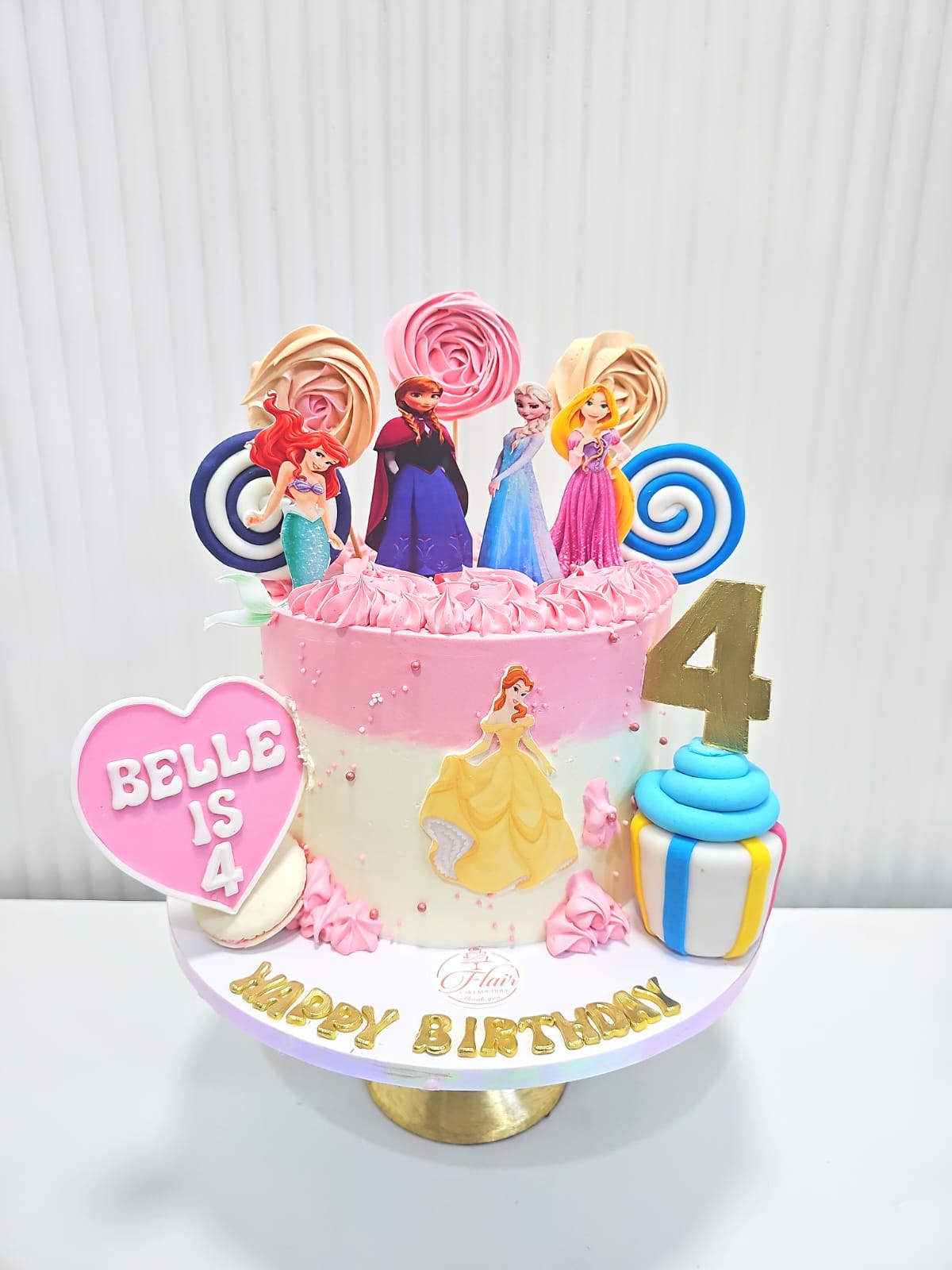 1-Tier Princess Heros Cake