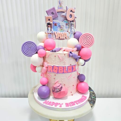 1-Tier Tall Roblox Cake